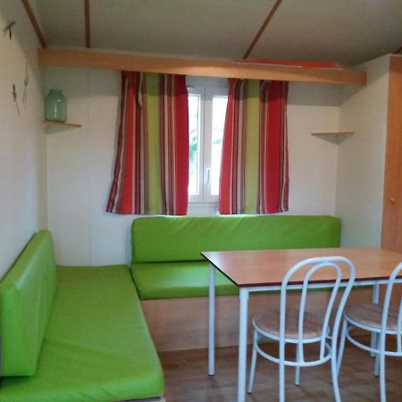 Camping Le Pont D'Allagnon 朗德 外观 照片