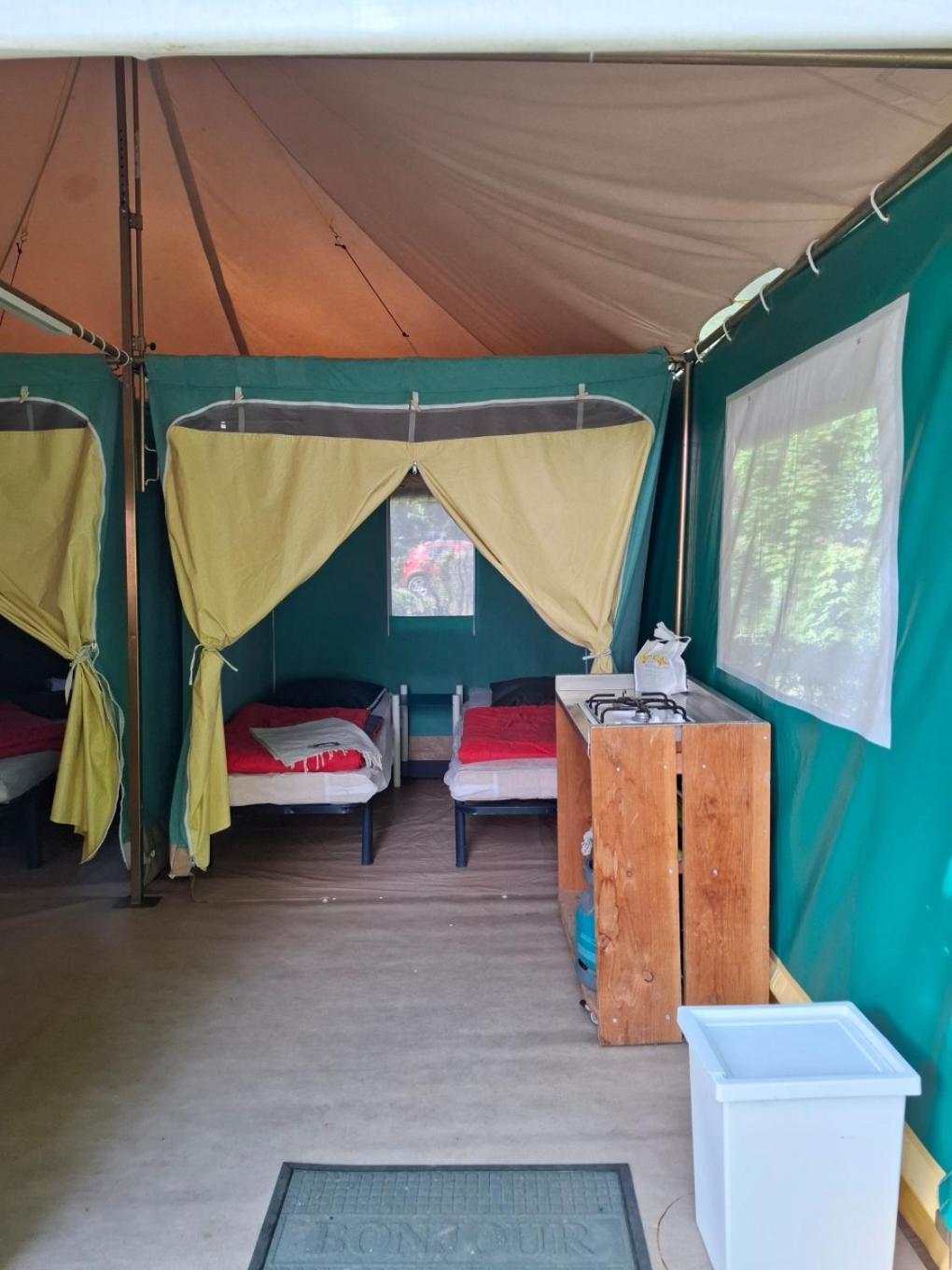 Camping Le Pont D'Allagnon 朗德 外观 照片